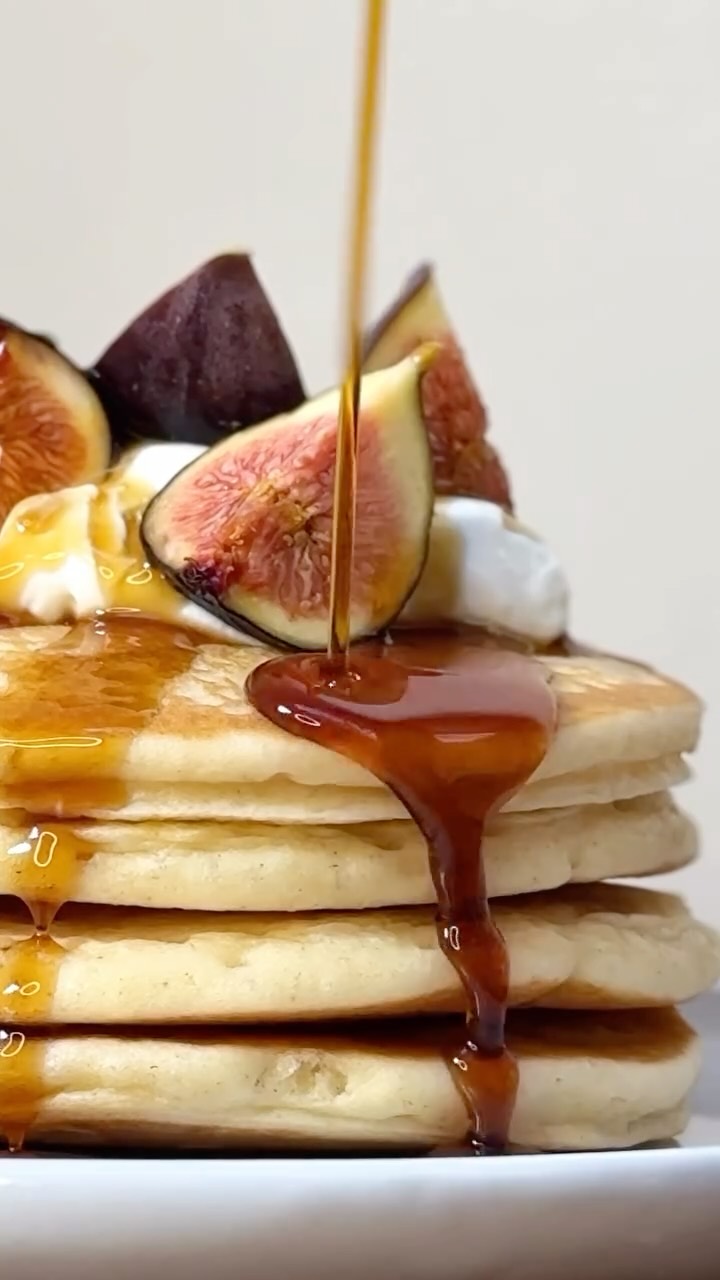 Gluten-free, vegan Lion's Mane pancakes